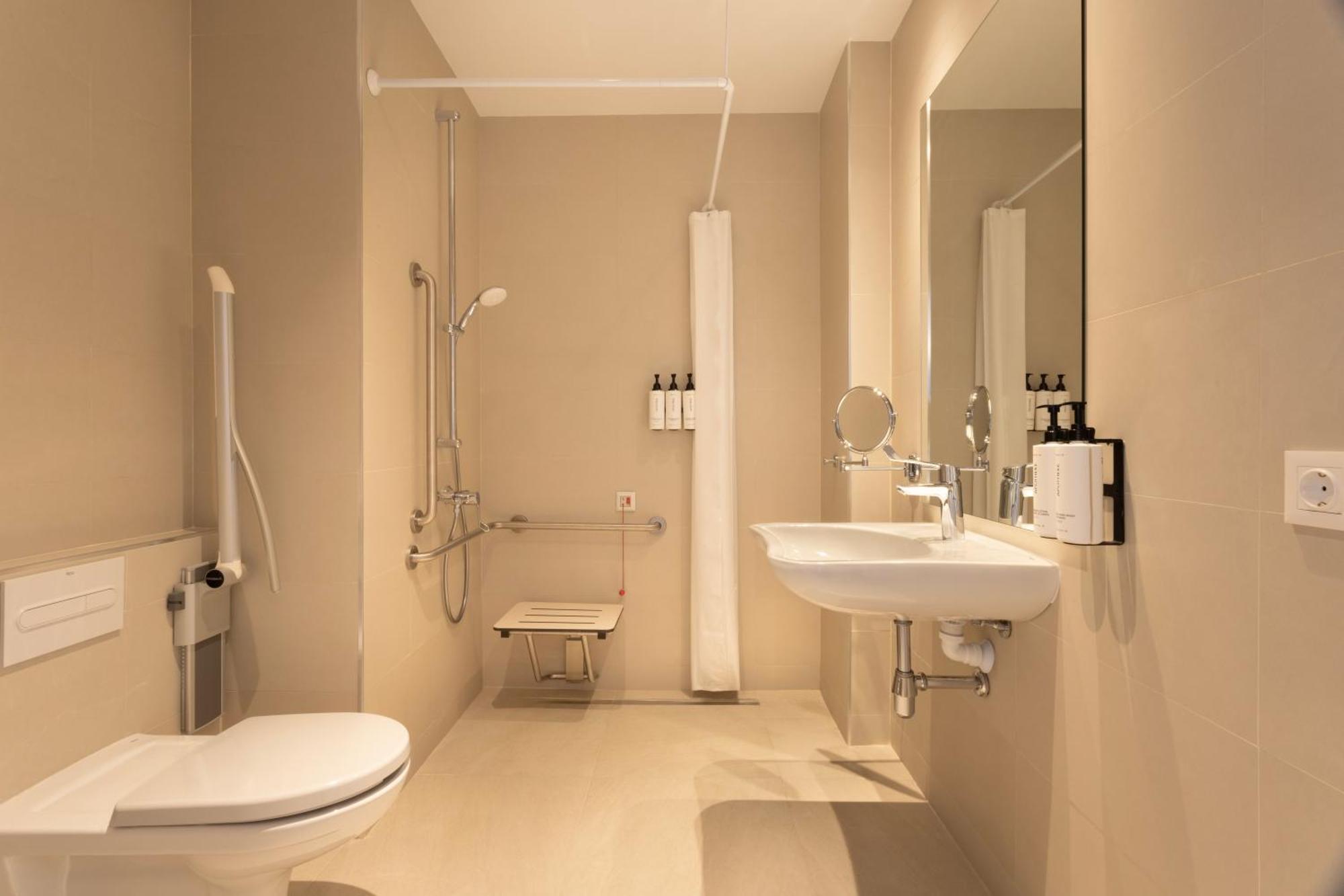 Staybridge Suites & Apartments Malaga By Ihg 外观 照片